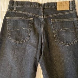 Jeans 34w 32l. Geoffrey Beene